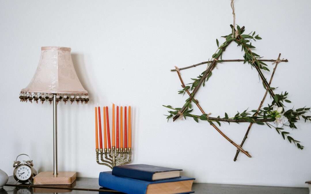 Navigating Diet Culture During Hanukkah: How to Navigate the Holiday of Hanukkah During Eating Disorder Recovery